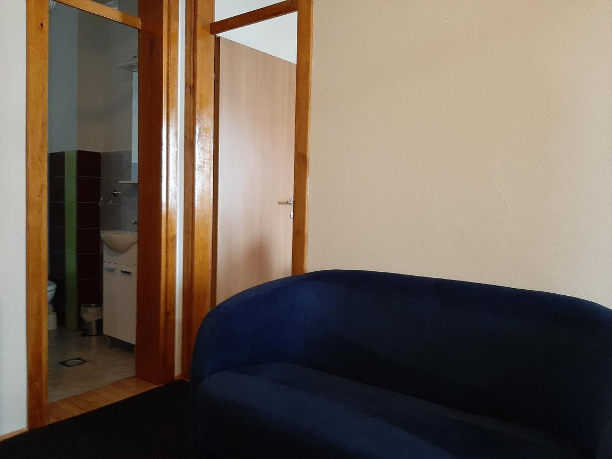 פאלה Aleksandar Apartmani מראה חיצוני תמונה